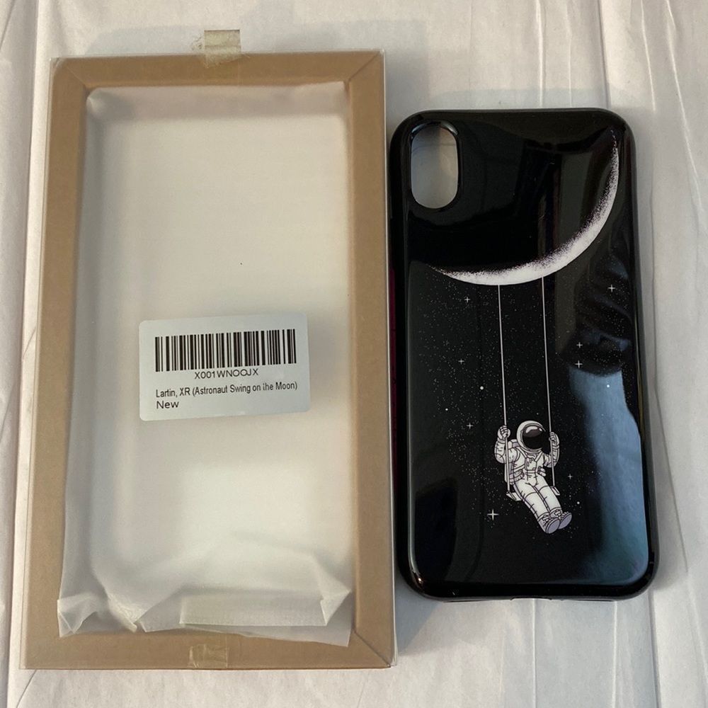 Iphone 11 XR Astronaut swinging on the moon phone case and screen‎ protector